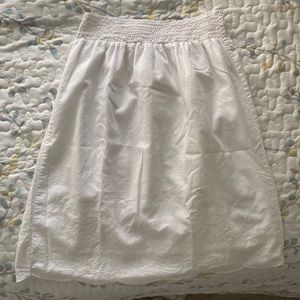 Uniqlo white midi/above the knee scallop skirt